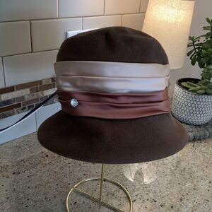 Vintage Brown Peachbloom Velour Cloche Bucket Hat 1950’s